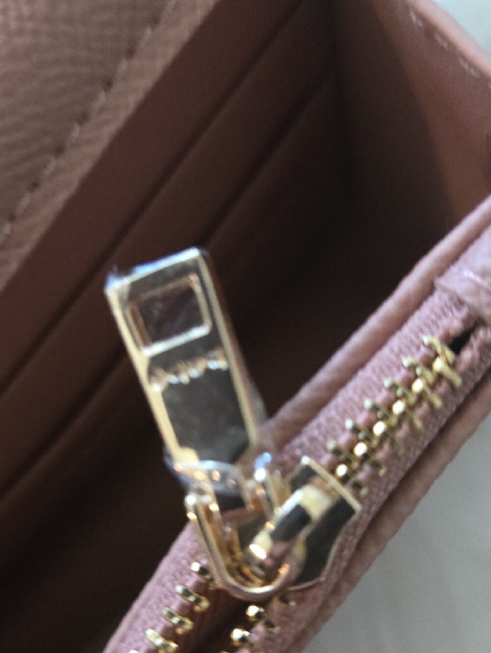 bebe Pink Quilted Logo Chain Crossbody with Gold Hardware NWT - Picture 7 of 8